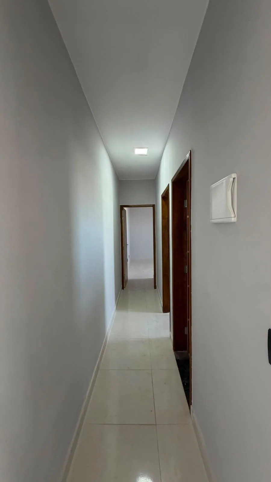 Corredor interno que liga os quartos